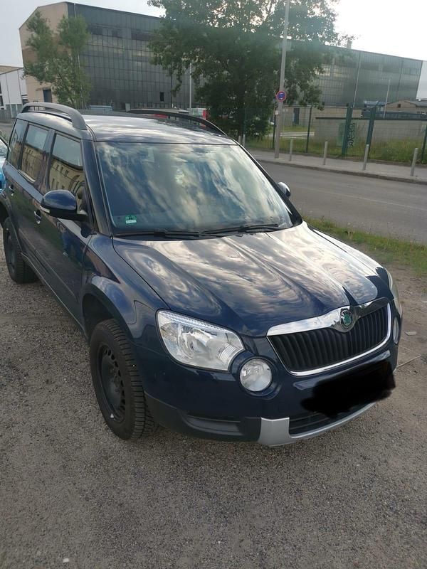 Blau Gebraucht 2011 Skoda Yeti SUV | 5.200 € (Fairer Preis) - Bild 1/4