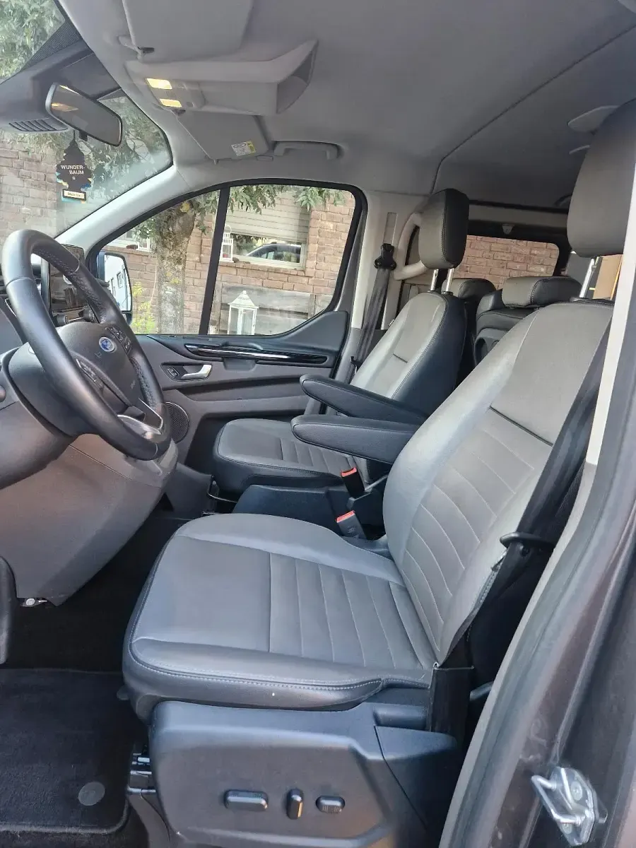 Gebraucht Ford Tourneo Custom Titanium X 185 PS (136 kW) 2021 Grau Van