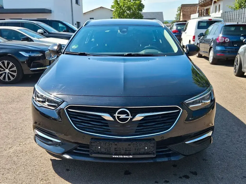 Gebraucht Opel Insignia Innovation 170 PS (125 kW) 2018 Schwarz Kombi
