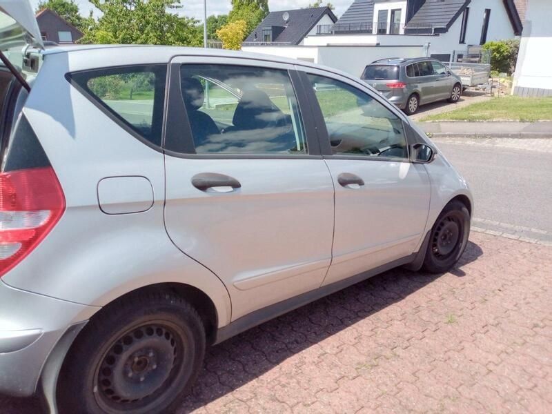 Silber Gebraucht 2006 Mercedes 170 SUV | 1.900 € - Bild 1/4