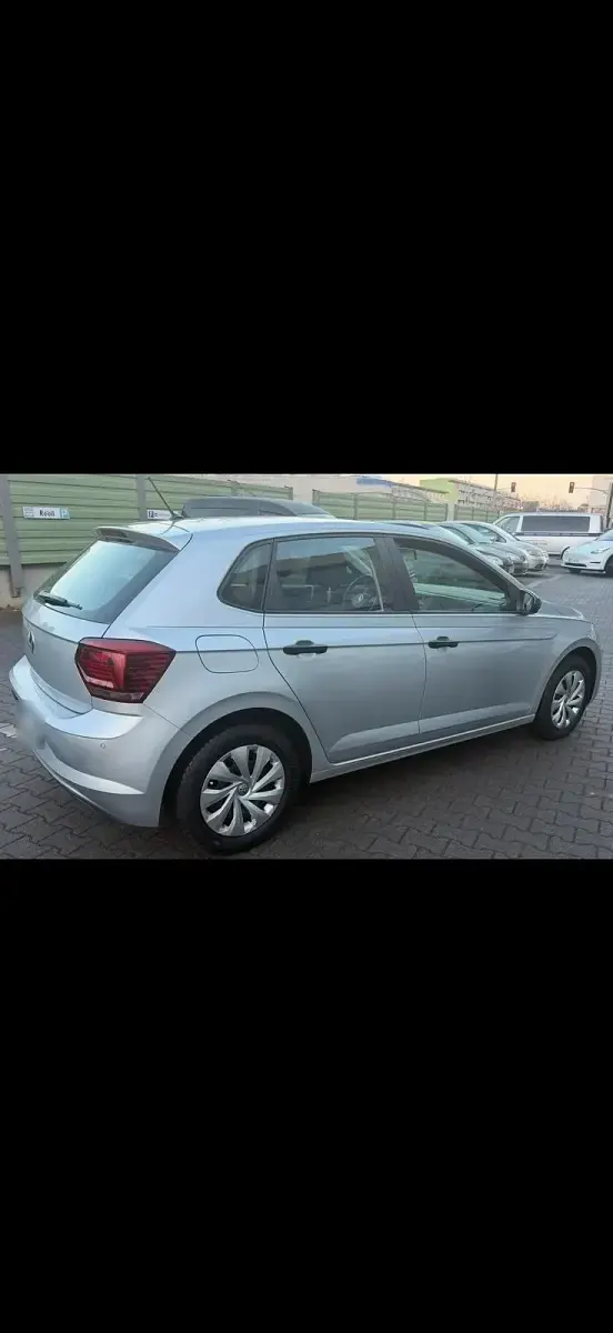 Gebraucht VW Polo Trendline 80 PS (58 kW) 2019 Silber Kleinwagen
