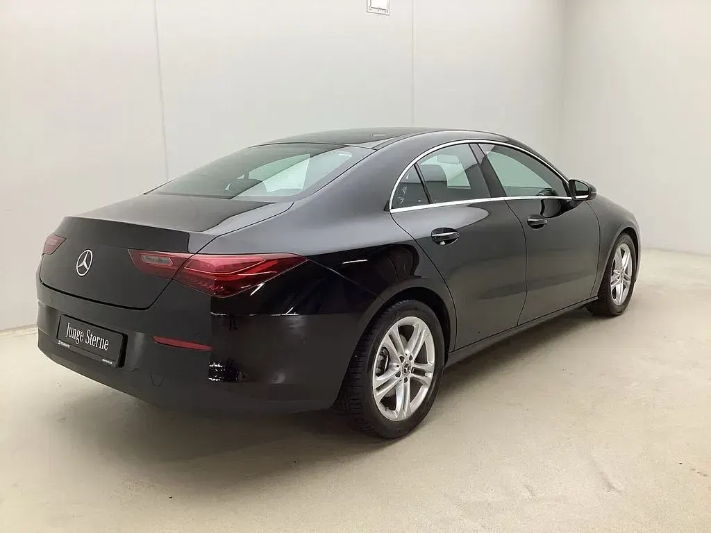 Gebraucht Mercedes CLA200 163 PS (119 kW) 2024 Unilack nachtschwarz Coupé