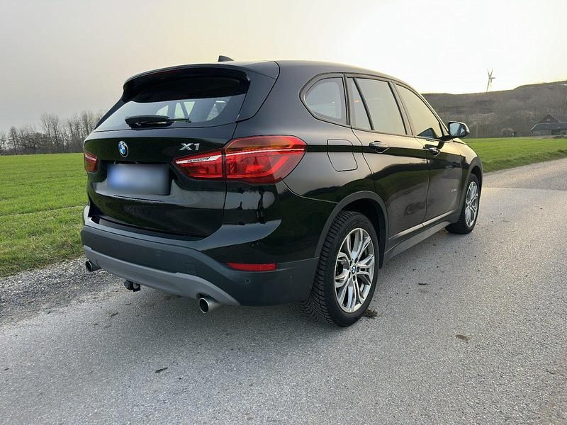 Gebraucht BMW X1 Performance 190 PS (139 kW) 2015 Schwarz SUV