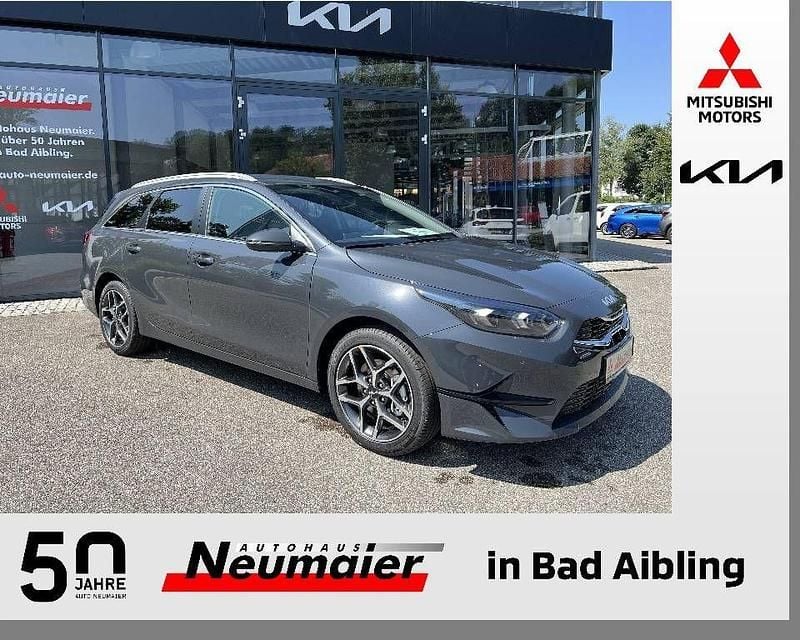 Neu Kia Ceed Sportswagon 101 PS (74 kW) 2026 Grau Kombi
