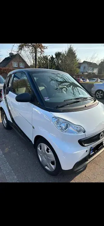 Gebraucht Smart ForTwo Coupé Pure 61 PS (44 kW) 2012 Weiß Coupé