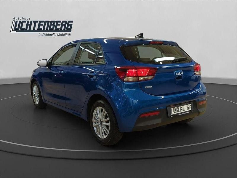 Gebraucht Kia Rio Vision 101 PS (74 kW) 2023 Blau Limousine