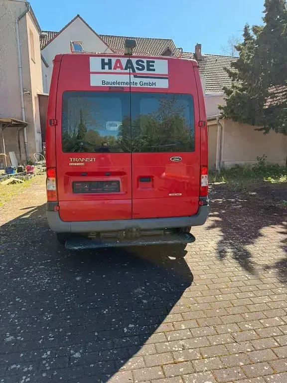 Second-hand Ford Transit 137 CP (100 kW) 2013 Roșu Monovolum