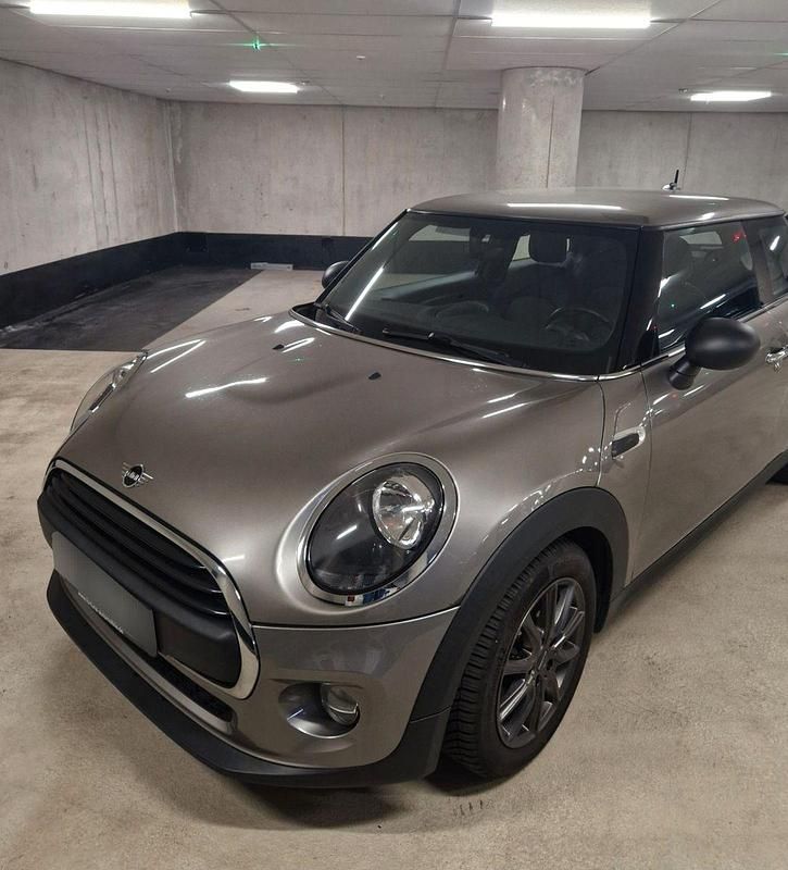 Gebraucht Mini ONE 102 PS (75 kW) 2019 Grau Kleinwagen