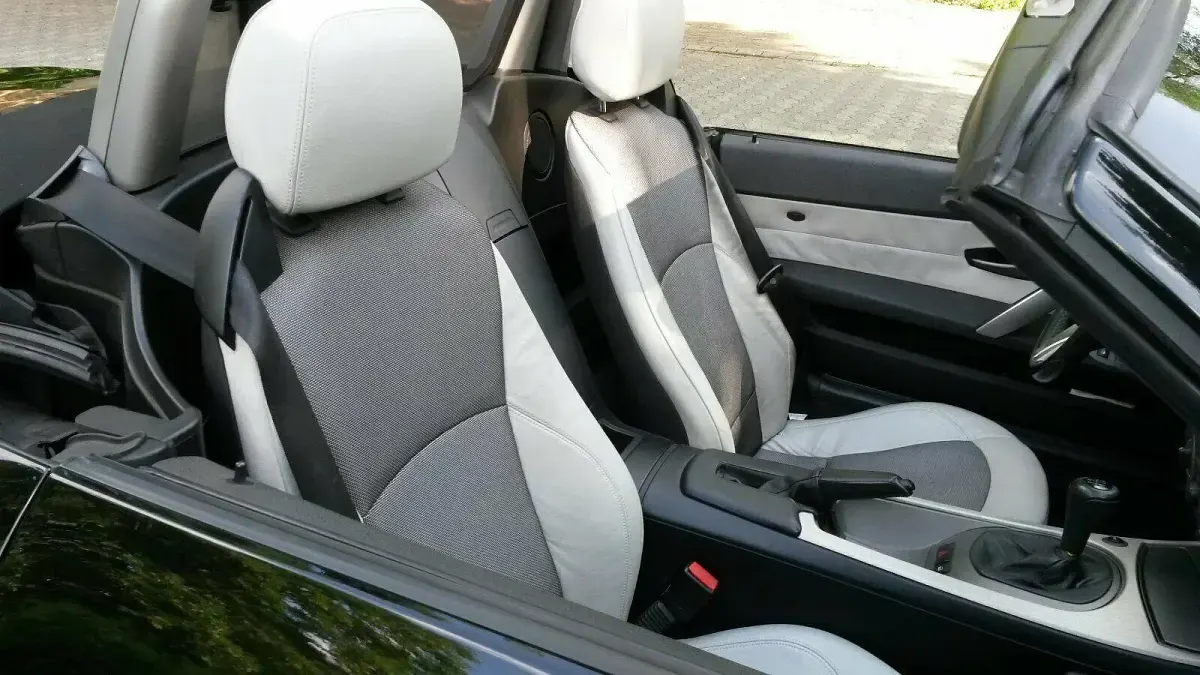 Gebraucht BMW Z4 192 PS (141 kW) 2003 Schwarz Cabrio