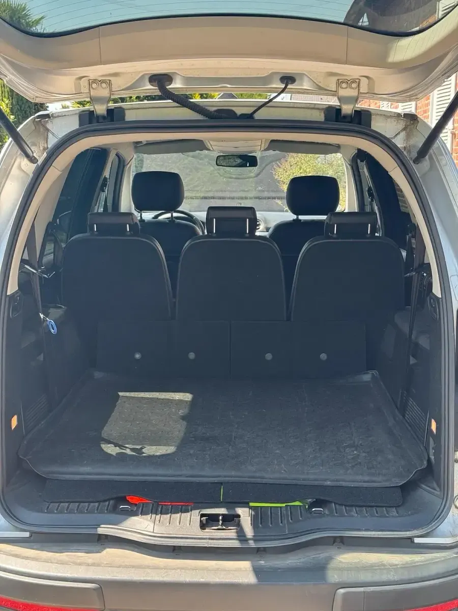 Gebraucht Ford Galaxy 170 PS (125 kW) 2010 Silber Van / Kleinbus
