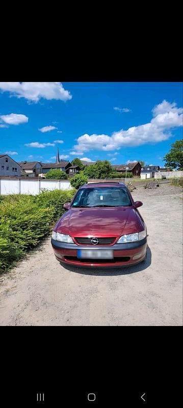 Gebraucht Opel Vectra 116 PS (85 kW) 1997 Rot Limousine