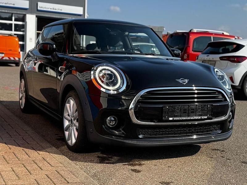 Gebraucht Mini Cooper Chili 136 PS (100 kW) 2020 Midnight black Kleinwagen