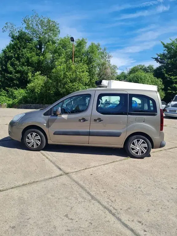 Gebraucht Citroën e-Berlingo Tendance 92 PS (67 kW) 2012 Braun Kombi