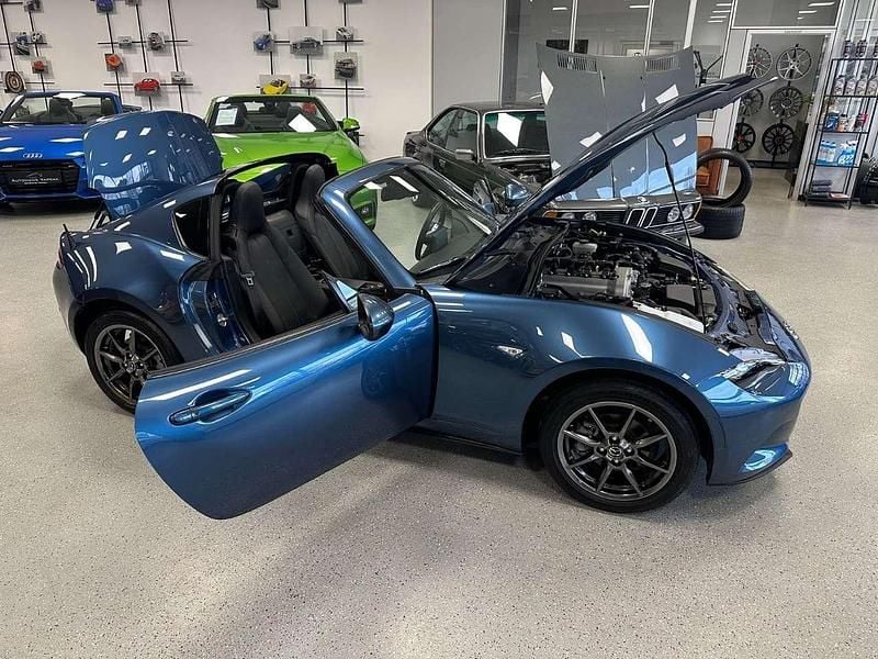 Gebraucht Mazda MX5 Sports-Line 132 PS (97 kW) 2019 Eternal blue Cabrio