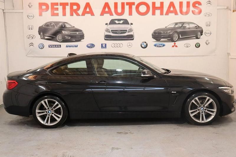 Schwarz Gebraucht 2017 BMW 420 Sport Line Coupé | 17.499 € (Guter Preis) - Bild 1/4