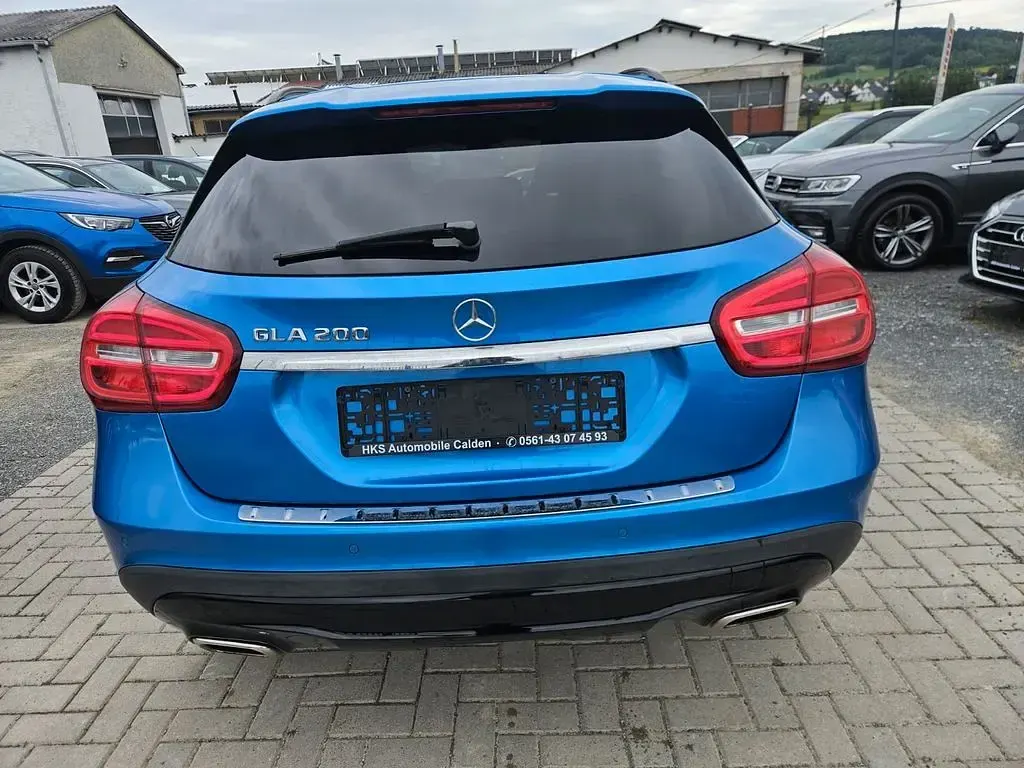 Gebraucht Mercedes GLA200 156 PS (114 kW) 2015 Blau SUV