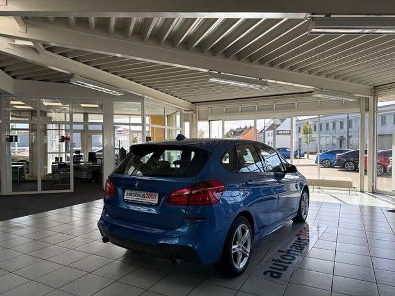 Gebraucht BMW 220 Active Tourer M Sport 192 PS (141 kW) 2017 Blau Van / Kleinbus