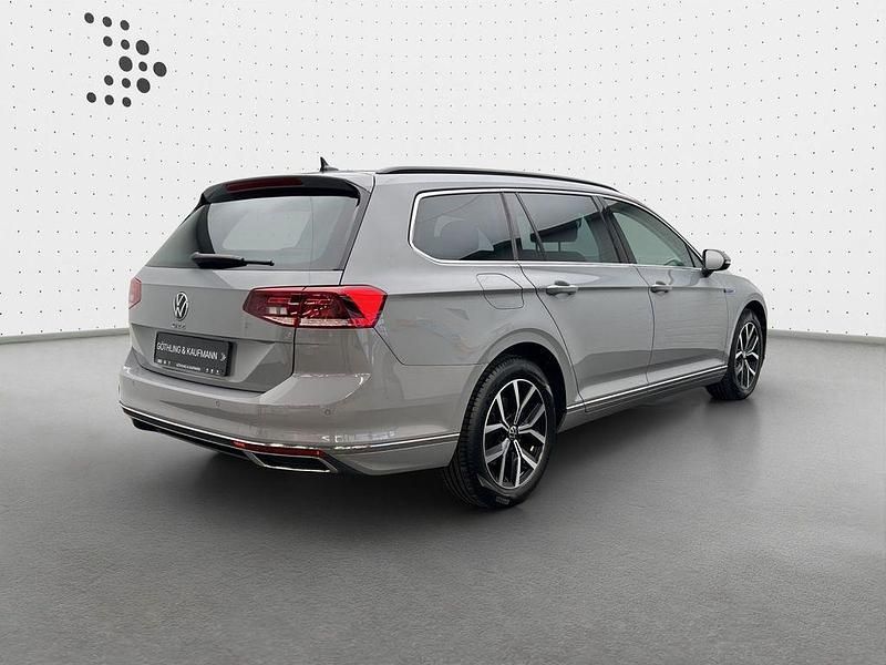 Gebraucht VW Passat GTE 218 PS (160 kW) 2022 Grau Kombi