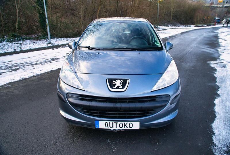 Gebraucht Peugeot 207 95 PS (69 kW) 2009 Limousine
