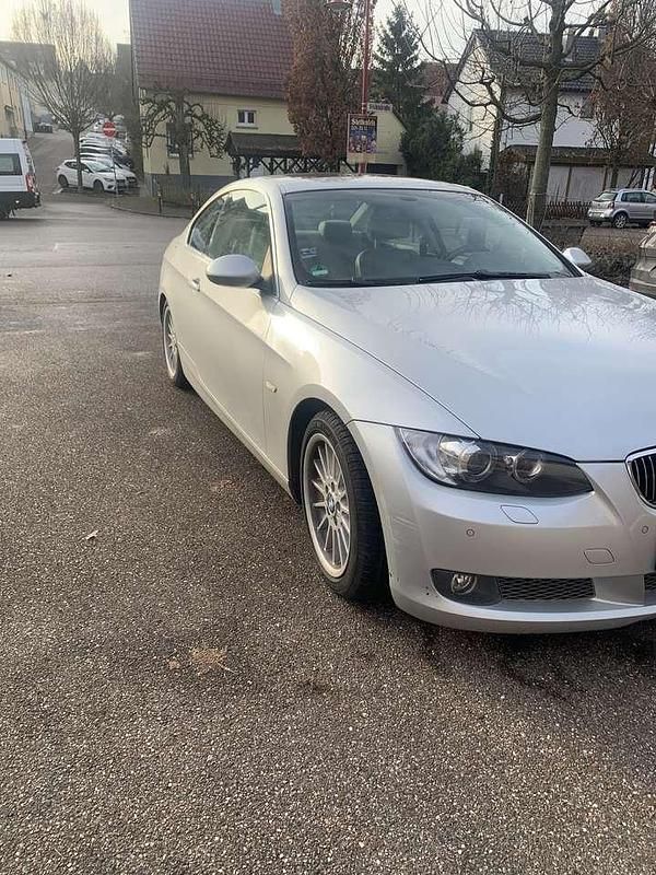 Gebraucht BMW 335 306 PS (225 kW) 2006 Grau Coupé