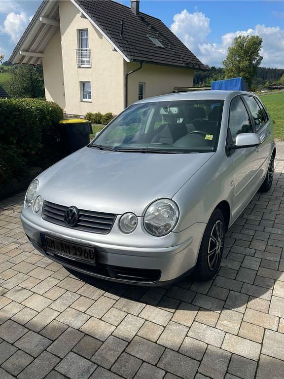 Gebraucht VW Polo Cricket 64 PS (47 kW) 2004 Silber Limousine