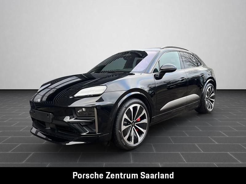 Schwarz Gebraucht 2022 Porsche Macan Turbo SUV | 143.272 € - Bild 1/4