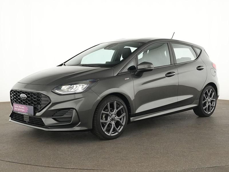 Magnetic grau Gebraucht 2022 Ford Fiesta ST-Line Kleinwagen | 17.942 € (Fairer Preis) - Bild 1/4