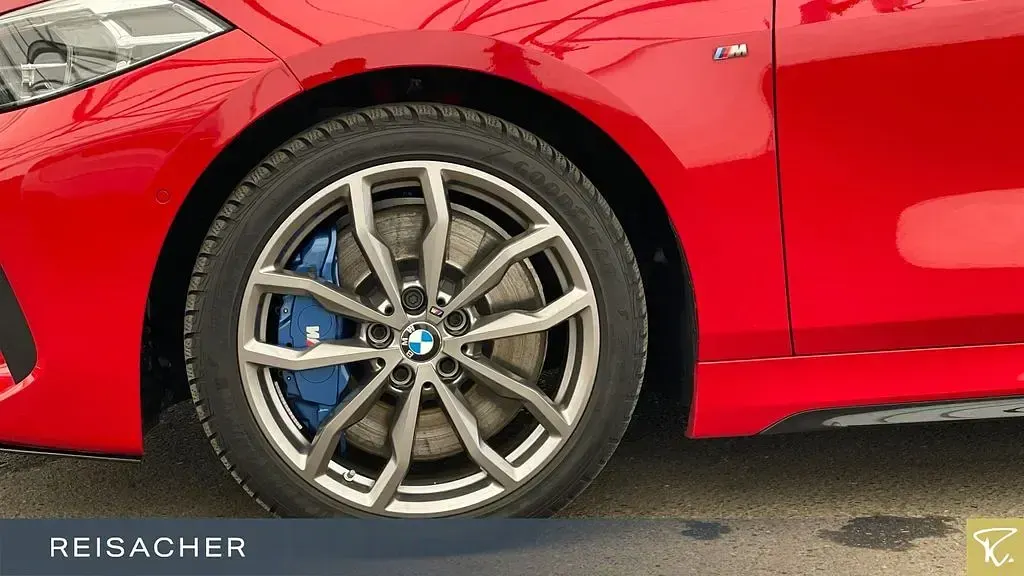 Używany BMW M135 Efficient Dynamics 306 KM (225 kW) 2021 Czerwony Hatchback
