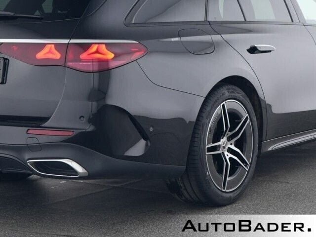 Gebraucht Mercedes E220 Advanced 197 PS (144 kW) 2023 197 lack obsidianschwarz Kombi