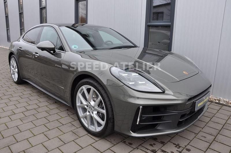 Grün Gebraucht 2025 Porsche Panamera 4 Limousine | 129.990 € (Fairer Preis) - Bild 1/4