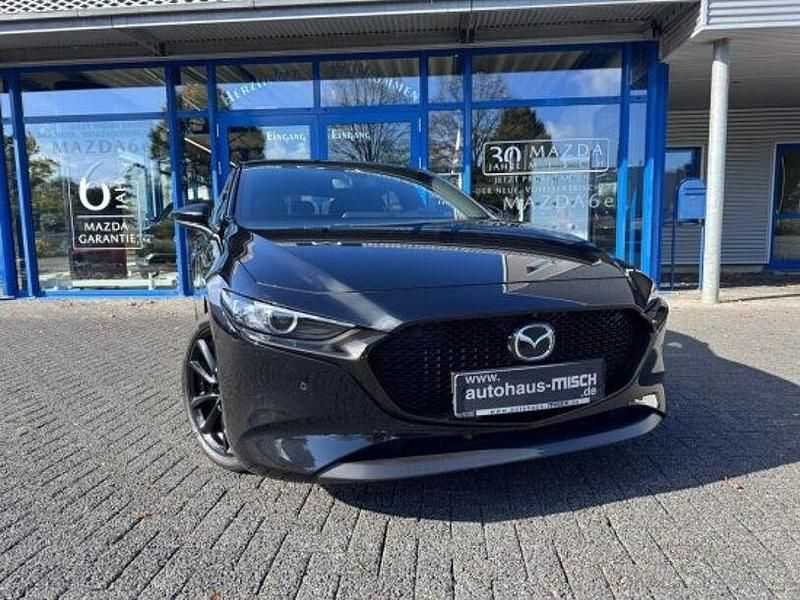 Schwarz Gebraucht 2022 Mazda 3 Homura-Line Limousine | 23.390 € (Etwas zu teuer) - Bild 1/4