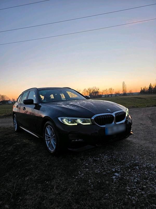 Gebraucht BMW 320 M Sport 190 PS (139 kW) 2020 Schwarz Kombi