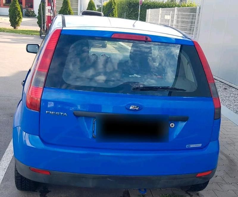 Gebraucht Ford Fiesta 60 PS (44 kW) 2003 Blau Kleinwagen