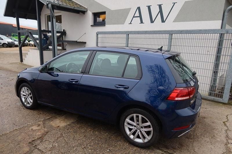 Gebraucht VW Golf VII 150 PS (110 kW) 2018 Blau Limousine