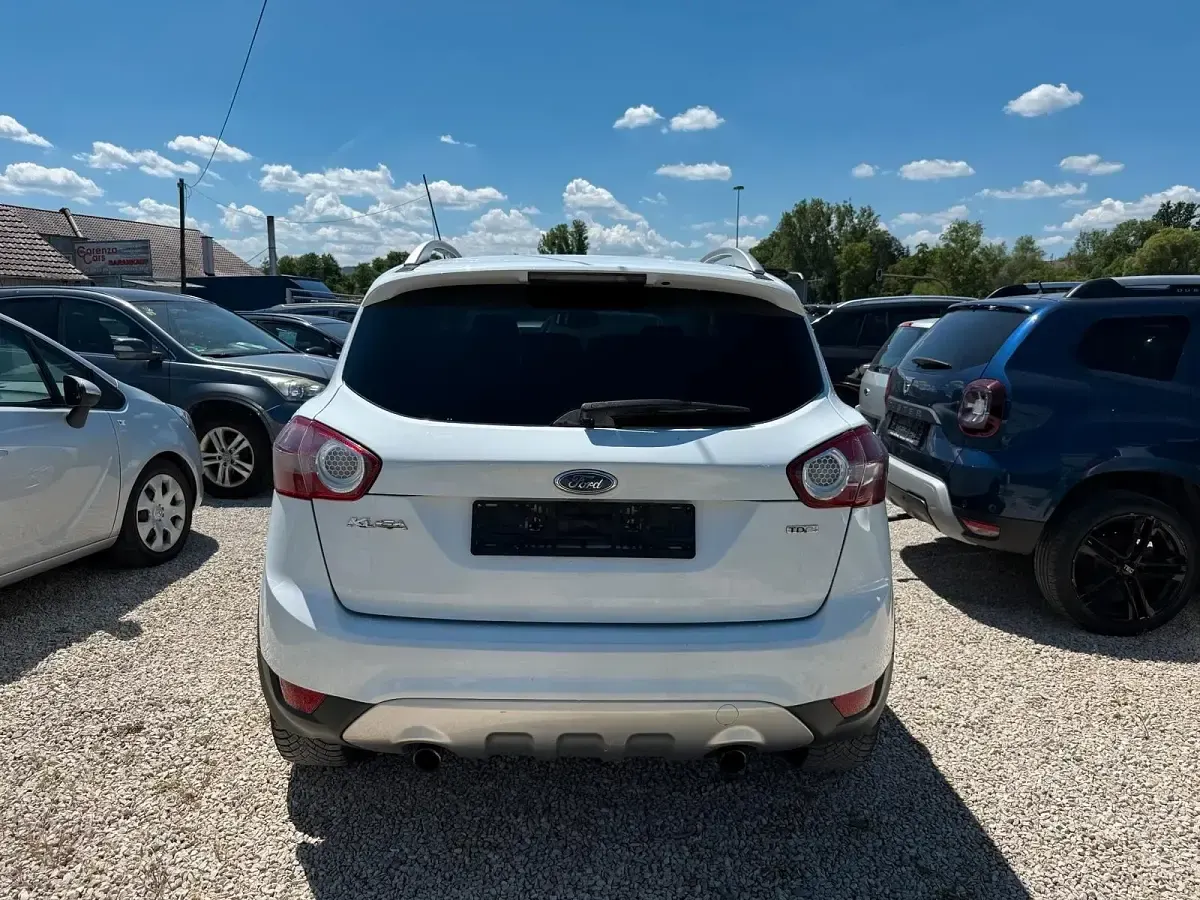 Gebraucht Ford Kuga 136 PS (100 kW) 2009 Weiß SUV