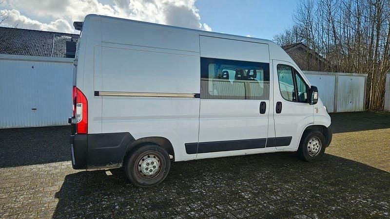 Gebraucht Fiat Ducato 131 PS (96 kW) 2019 Weiß Van