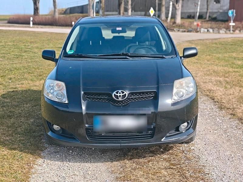 Gebraucht Toyota Auris 132 PS (97 kW) 2009 Schwarz Kleinwagen