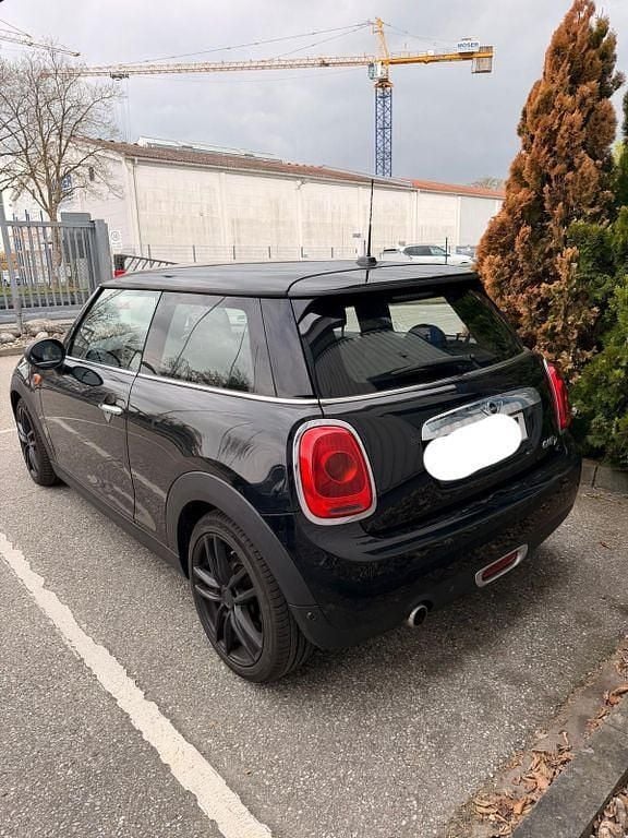 Second-hand Mini One D 95 CP (69 kW) 2017 Negru Hatchback