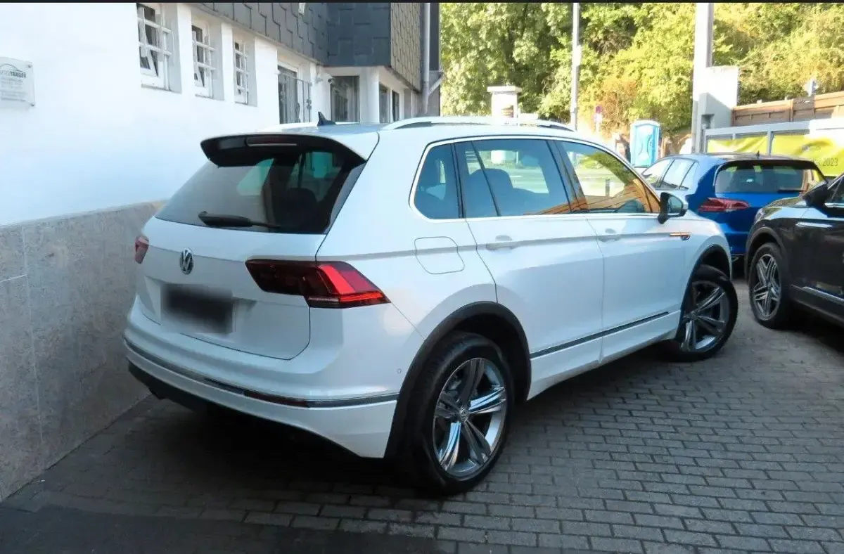 Gebraucht VW Tiguan R-line 190 PS (139 kW) 2020 Weiß SUV