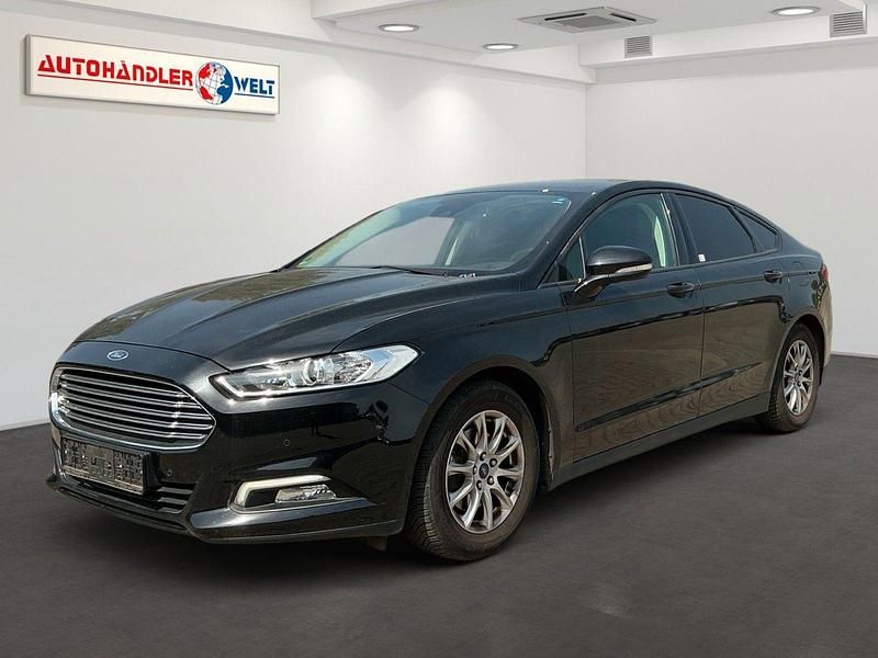 Schwarz Gebraucht 2016 Ford Mondeo Business Edition Limousine | 9.999 € (Superpreis) - Bild 1/3