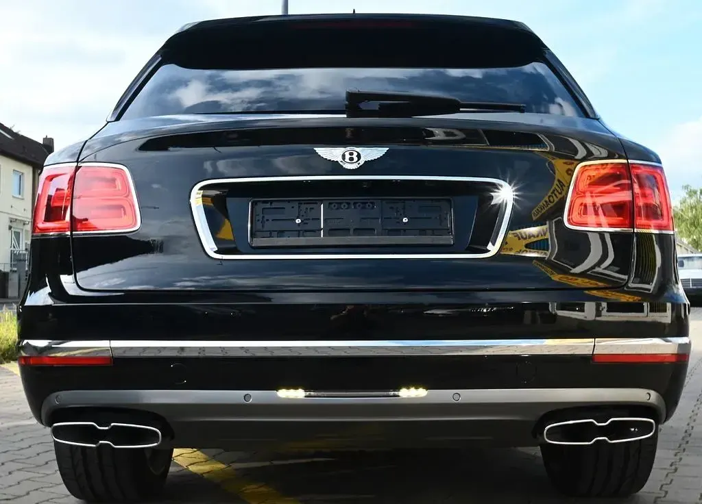 Gebraucht Bentley Bentayga Mulliner 435 PS (319 kW) 2017 Schwarz SUV