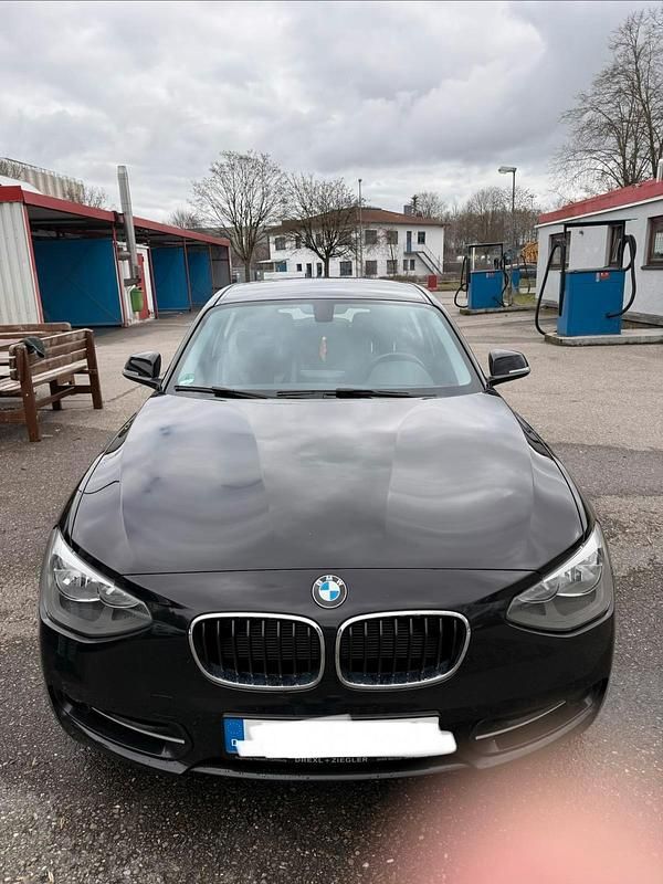 Gebraucht BMW 116 Efficient Dynamics 116 PS (85 kW) 2013 Schwarz Kleinwagen