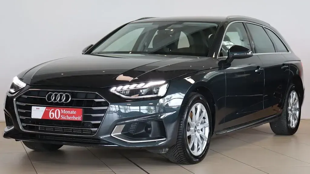 Gebraucht Audi A4 Sport 150 PS (110 kW) 2020 Grau Kombi