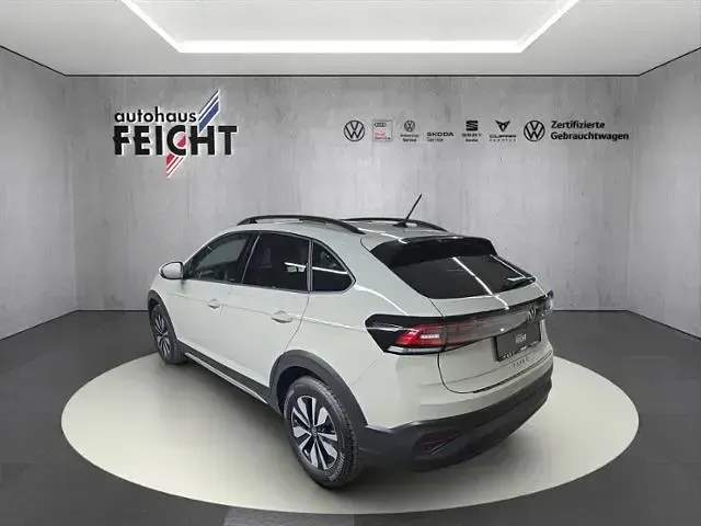 Gebraucht VW Taigo Move 110 PS (80 kW) 2023 Grau SUV