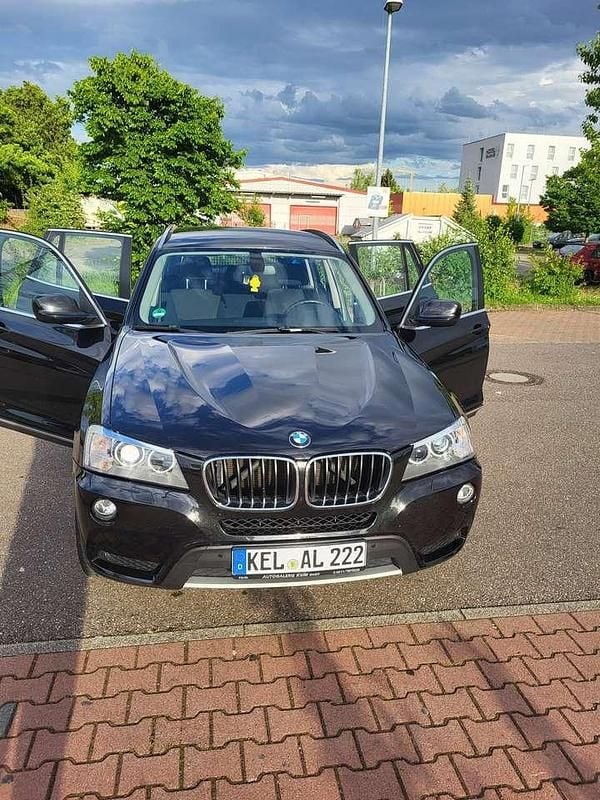 Schwarz Gebraucht 2012 BMW X3 SUV | 12.890 € (Fairer Preis) - Bild 1/4