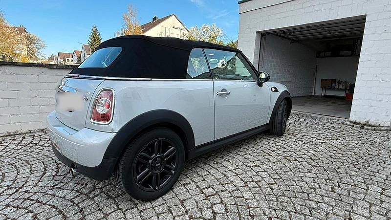 Second-hand Mini Cooper Cabriolet 122 CP (89 kW) 2012 Argintiu Cabrio