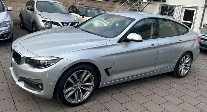 Gebraucht BMW 330 Gran Turismo Advantage 252 PS (185 kW) 2017 Silber Limousine