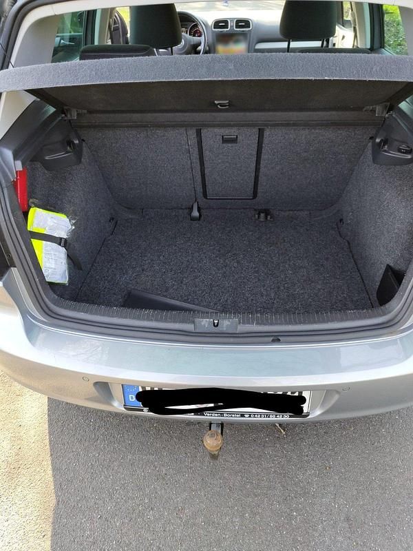 Gebraucht VW Golf VI 105 PS (77 kW) 2010 Kleinwagen