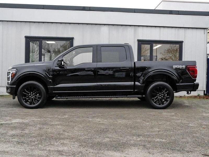 Nowe Ford V8 Lariat 405 KM (297 kW) 2025 Czarny SUV