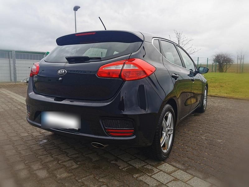 Gebraucht Kia Ceed 136 PS (100 kW) 2016 Schwarz Kleinwagen